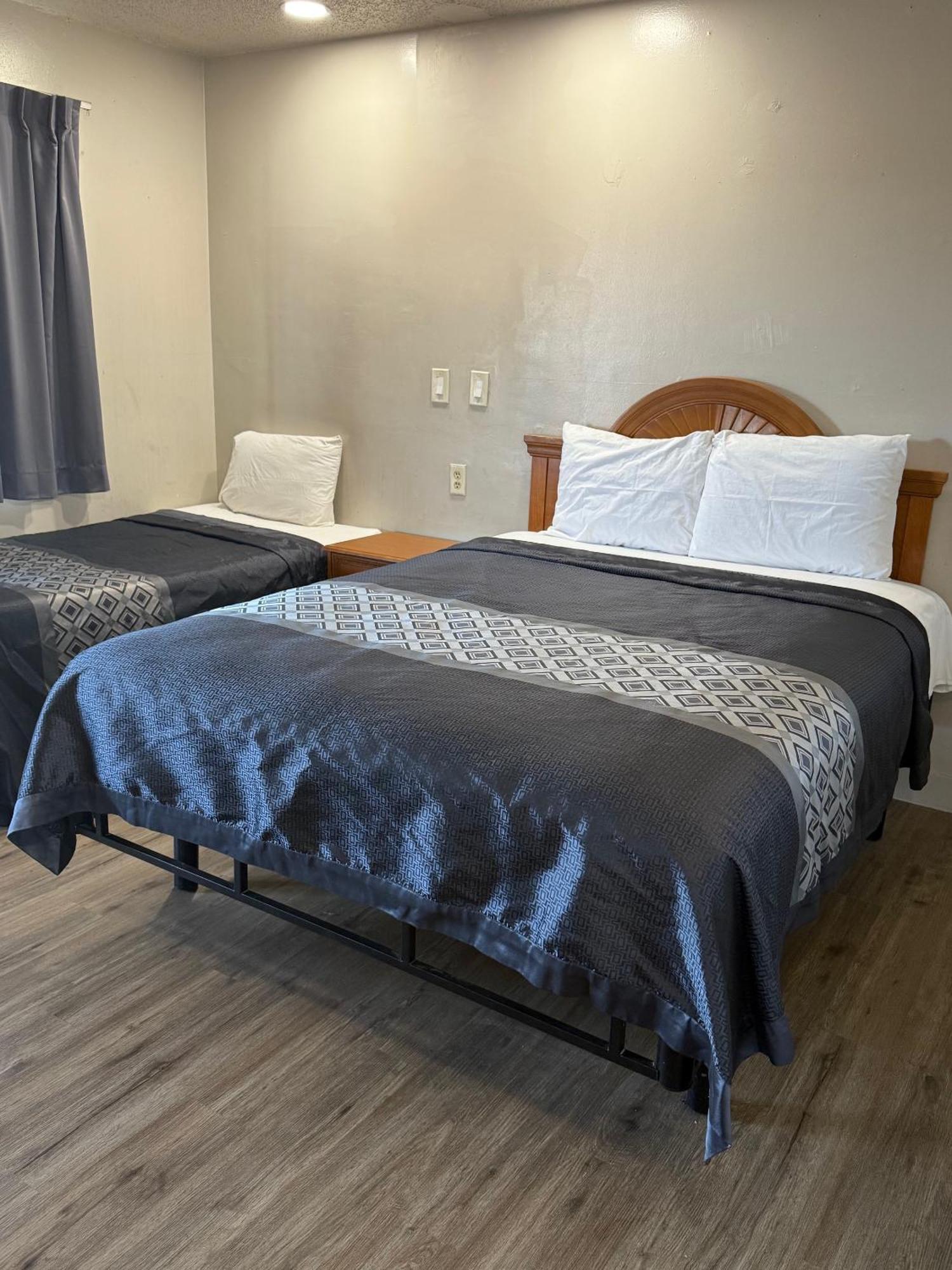 Apple Valley Motel Екстер'єр фото